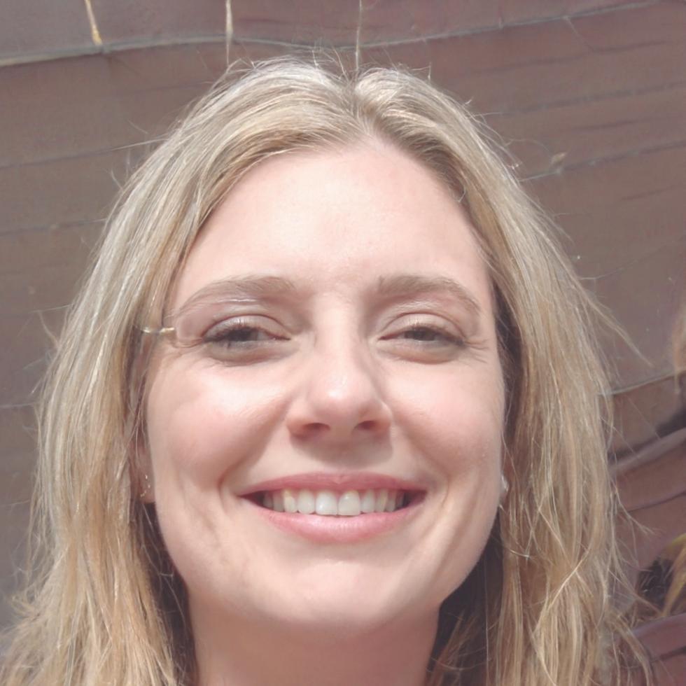 Carmen Rodríguez, Consultora de Inversiones